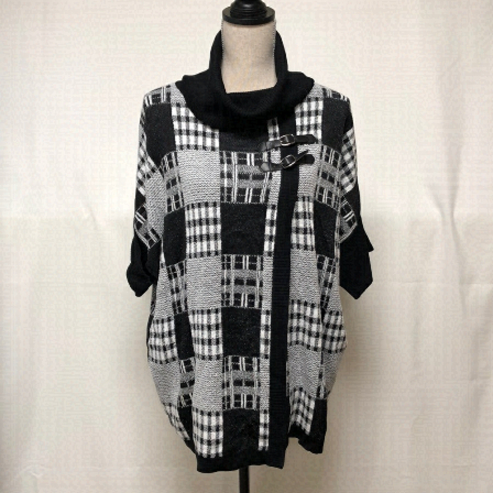 Onyx Knit Tunic Top